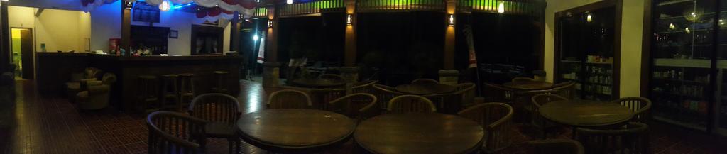 Coral Beach Pizza Cottages Gili Trawangan Exteriér fotografie