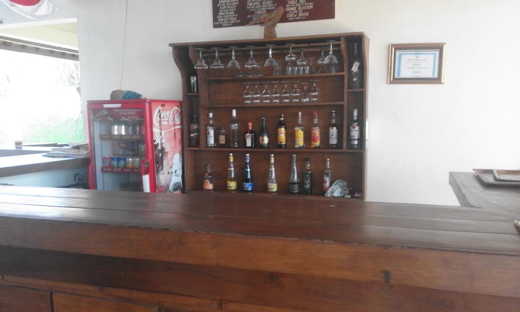 Coral Beach Pizza Cottages Gili Trawangan Exteriér fotografie