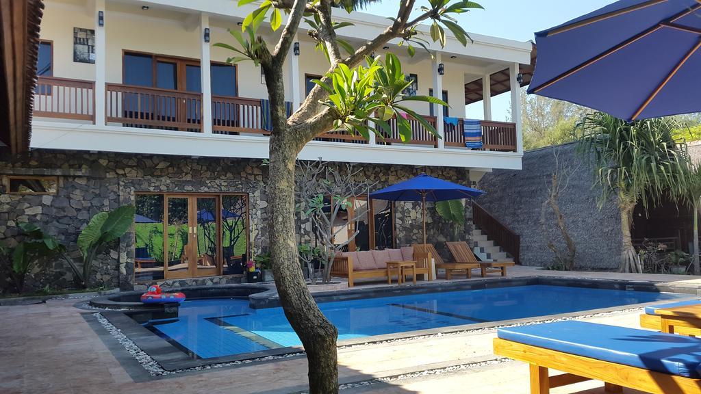 Coral Beach Pizza Cottages Gili Trawangan Exteriér fotografie