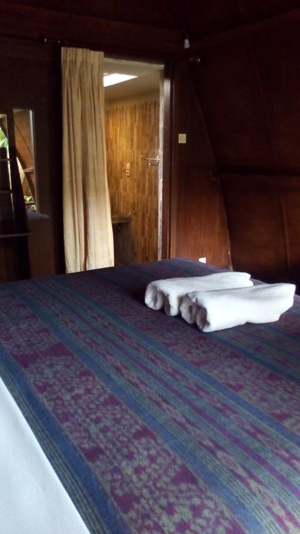 Coral Beach Pizza Cottages Gili Trawangan Exteriér fotografie