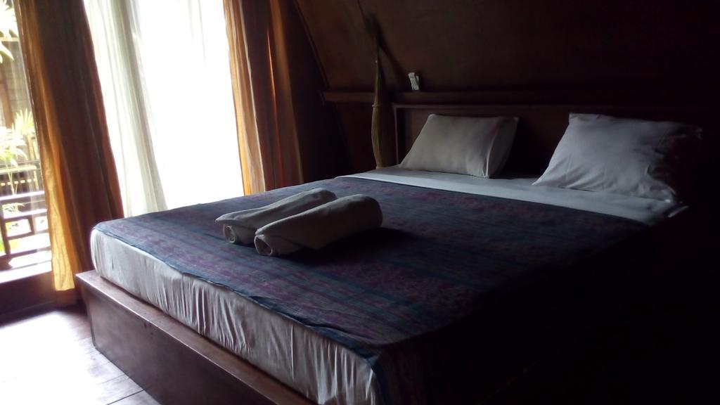 Coral Beach Pizza Cottages Gili Trawangan Exteriér fotografie