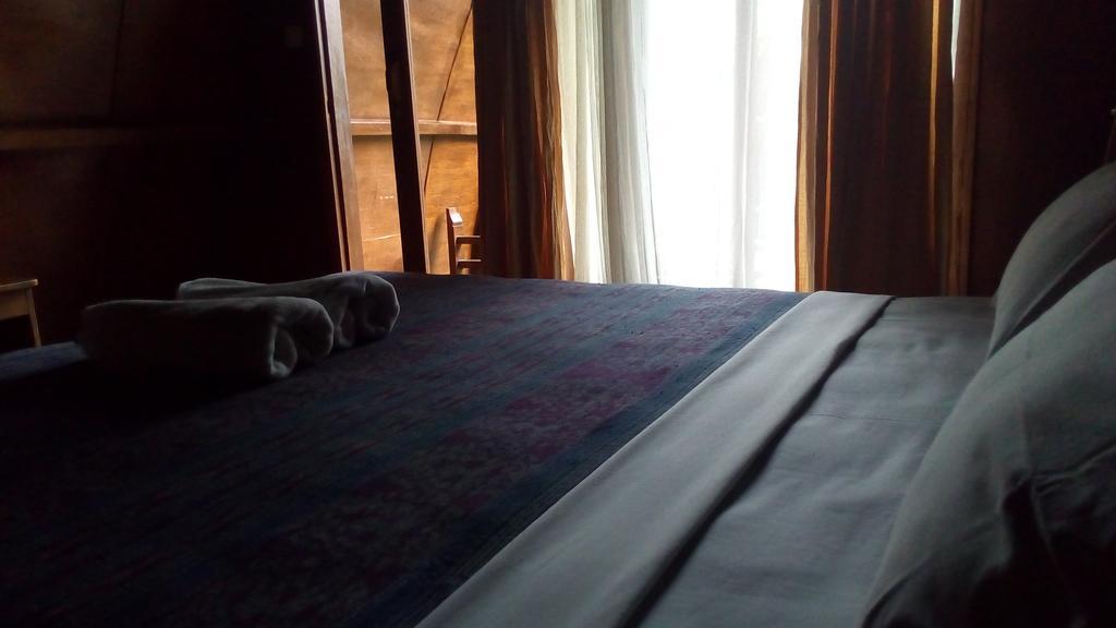 Coral Beach Pizza Cottages Gili Trawangan Exteriér fotografie