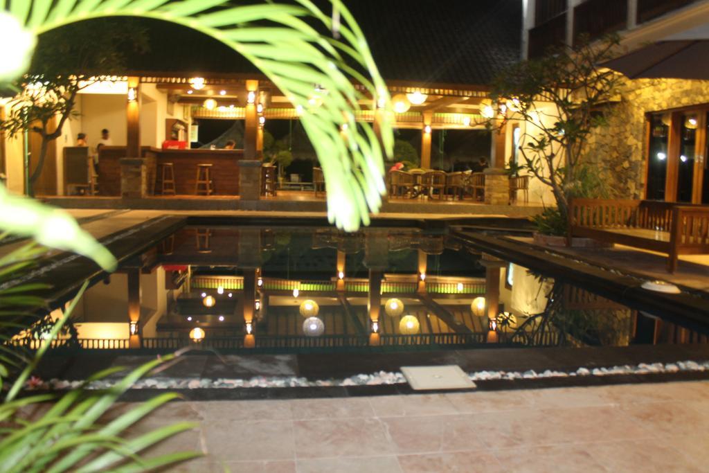 Coral Beach Pizza Cottages Gili Trawangan Exteriér fotografie